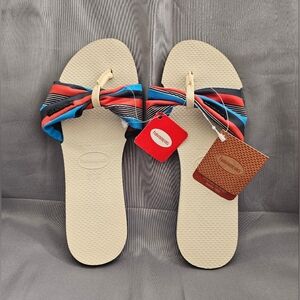 Genuine Havaianas Women's Beige and Multicolor Sandals